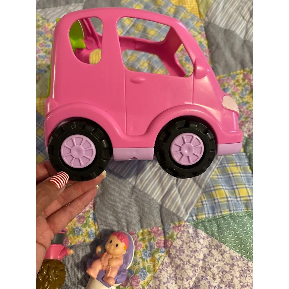 Fisher Price Little People Pink SUV Car Mom and Baby Figures Toy Set WORKS CLEAN